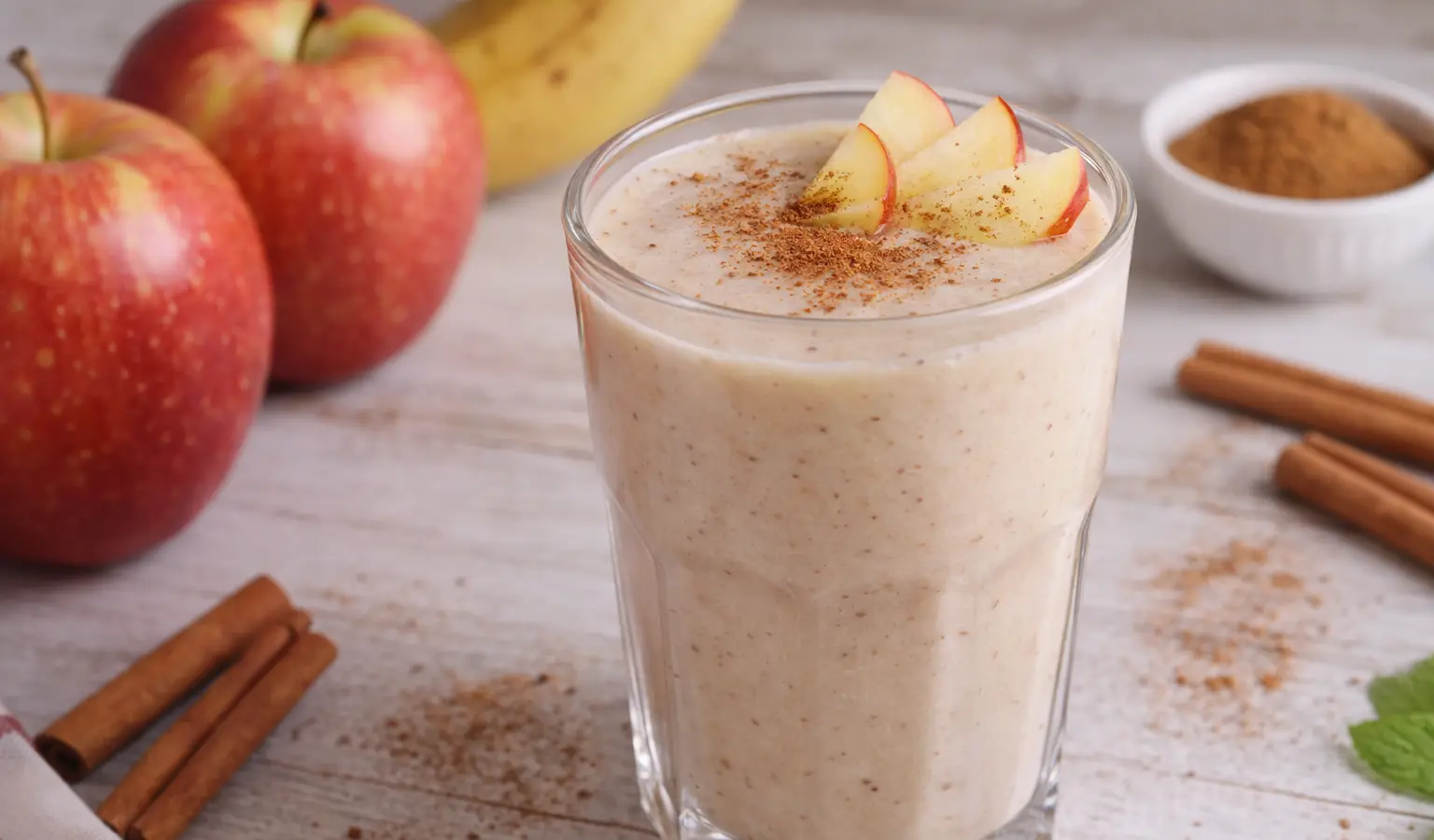 Koktajl jabłkowo-cynamonowy