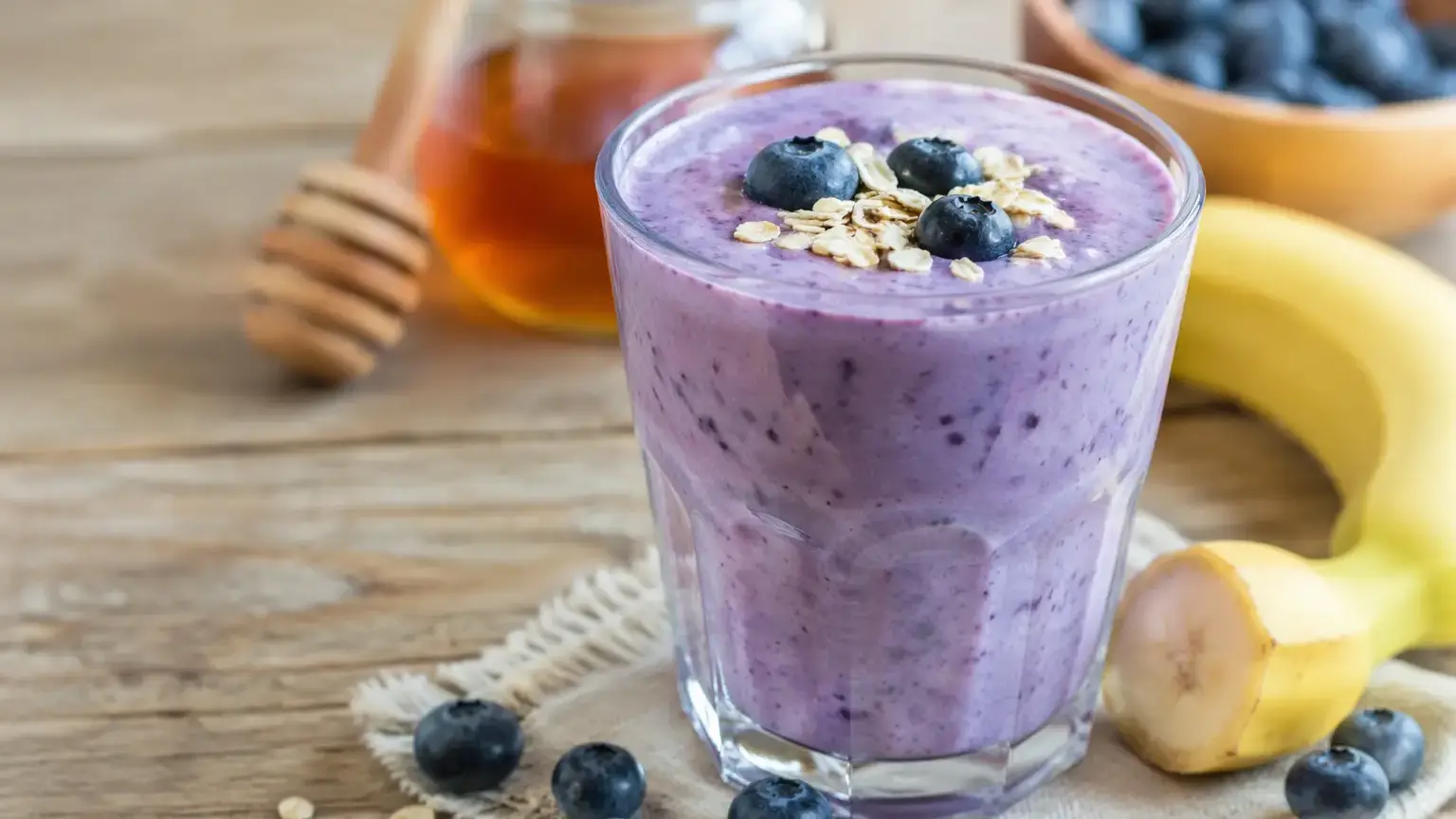 Koktajl borówkowy z kefirem