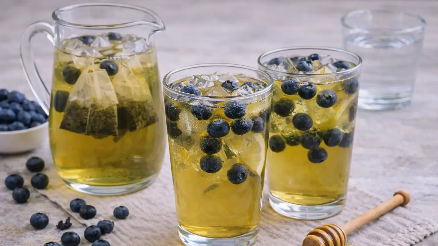 Mrożona herbata z borówkami