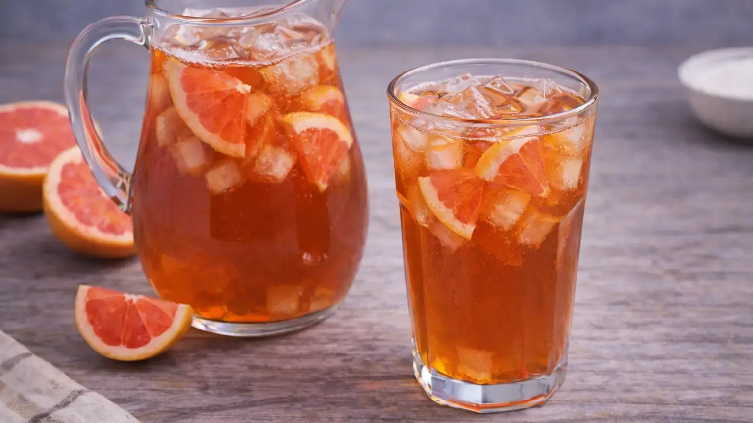 Mrożona herbata z grejpfrutem