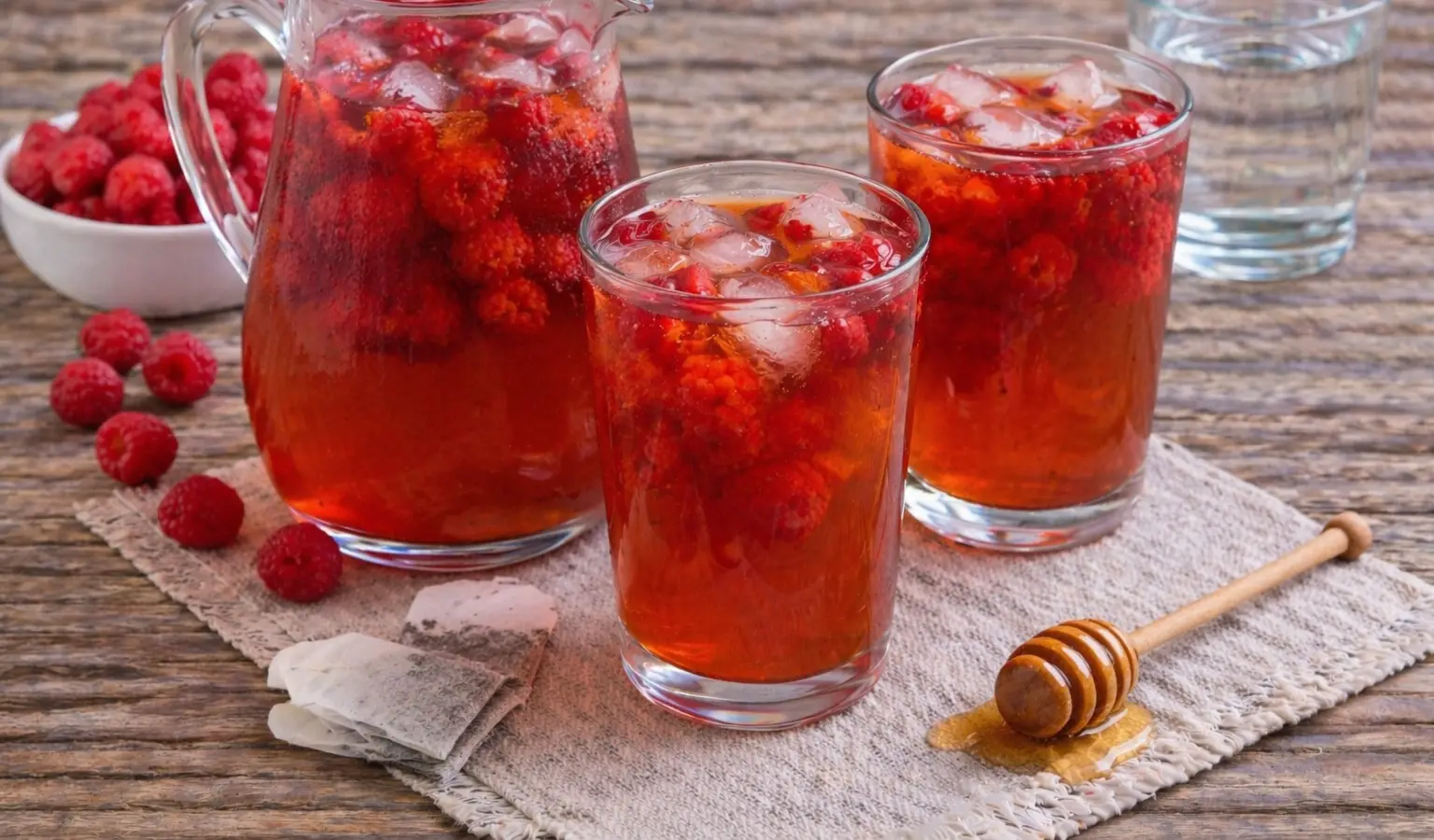 Mrożona herbata malinowa