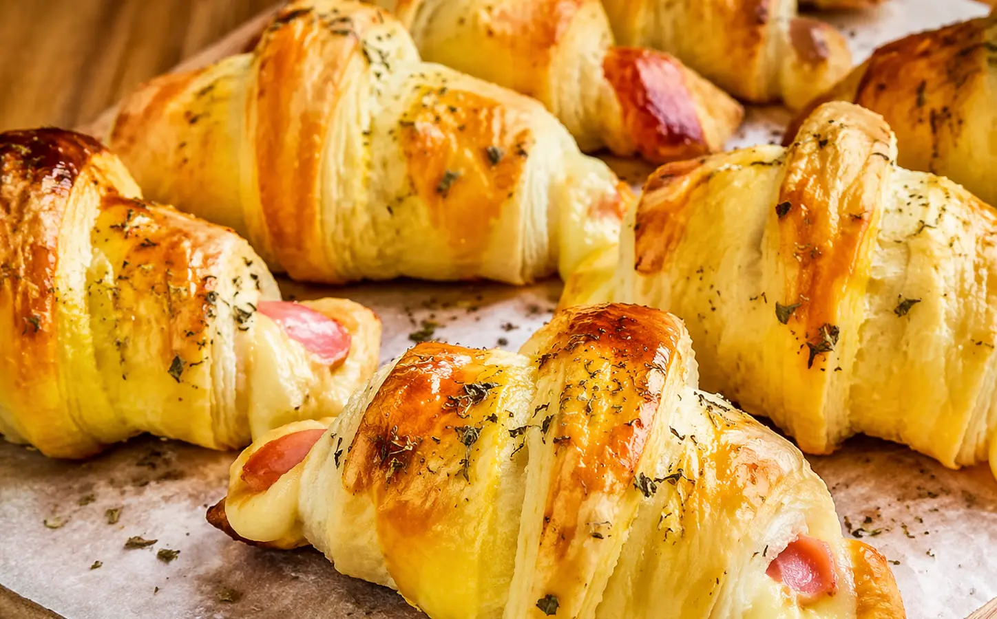 Rogaliki z szynką i serem